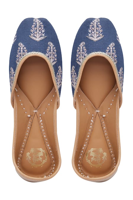 Vareli Bafna Blue Printed-embroidered-handcrafted-juttis