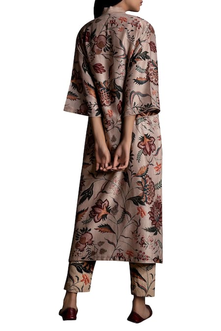 Shop Torani Beige Chanderi Printed Kurta at Aza Fashions Shop_Torani_Beige Chanderi Printed Kurta_at_Aza_Fashions