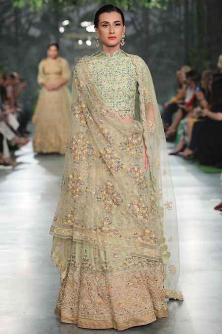 Rahul Mishra at India Couture Week 2020 | Couture week, Couture, Indian  designer outfits