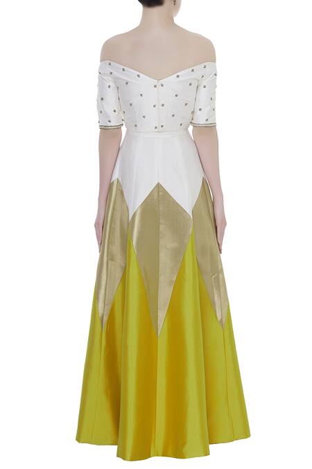 Shop Rajat K Tangri White Off Shoulder Blouse With Lehenga And Dupatta at Aza Fashions Shop_Rajat K Tangri_White Off Shoulder Blouse With Lehenga And Dupatta_at_Aza_Fashions