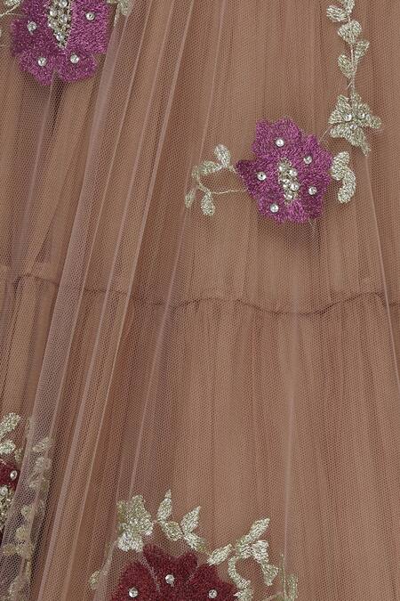 Shehlaa Khan Beige Tulle Sweetheart Neck Embroidered Bridal Lehenga Set at Aza Fashions Shehlaa Khan_Beige Tulle Sweetheart Neck Embroidered Bridal Lehenga Set _at_Aza_Fashions