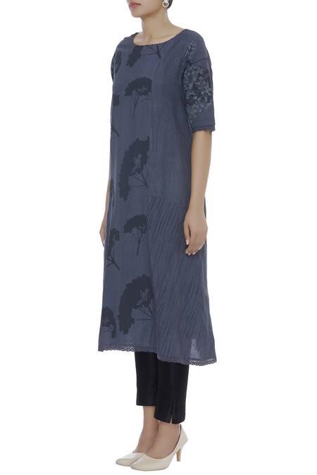 Buy Shagun Manchanda Grey Embroidered And Hand Painted Kurta Online at Aza Fashions Buy_Shagun Manchanda_Grey Embroidered And Hand Painted Kurta _Online_at_Aza_Fashions