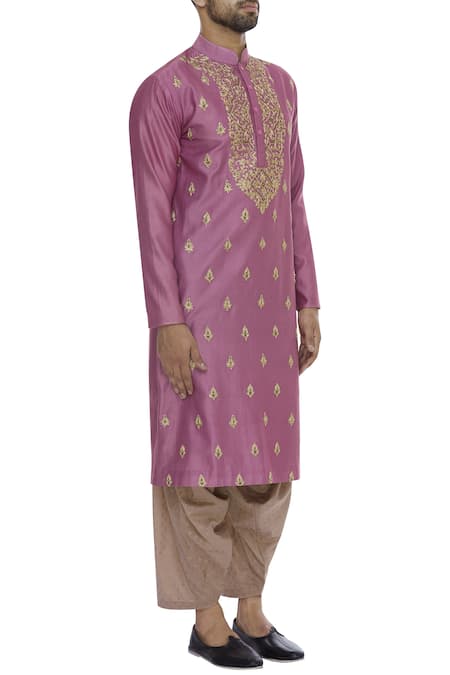 DivA'NI_Gold Chanderi Embroidered Thread Kurta With Pyjama _Online_at_Aza_Fashions