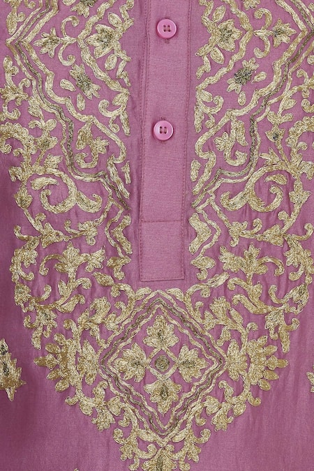DivA'NI_Gold Chanderi Embroidered Thread Kurta With Pyjama _at_Aza_Fashions