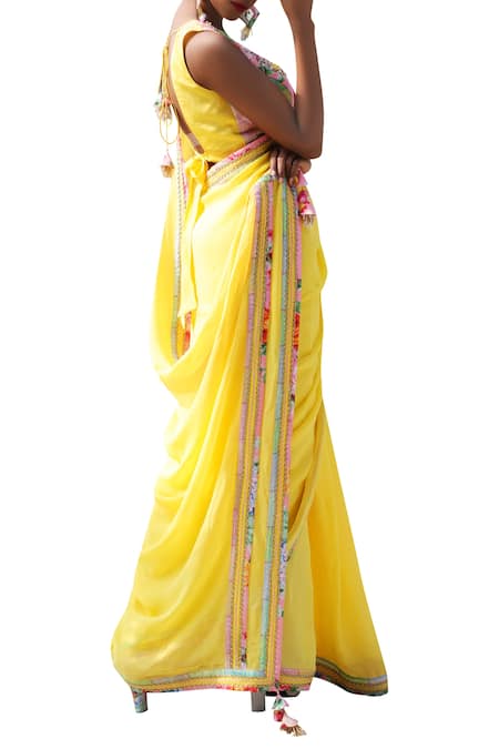 Nikasha Printed Border Georgette Saree 