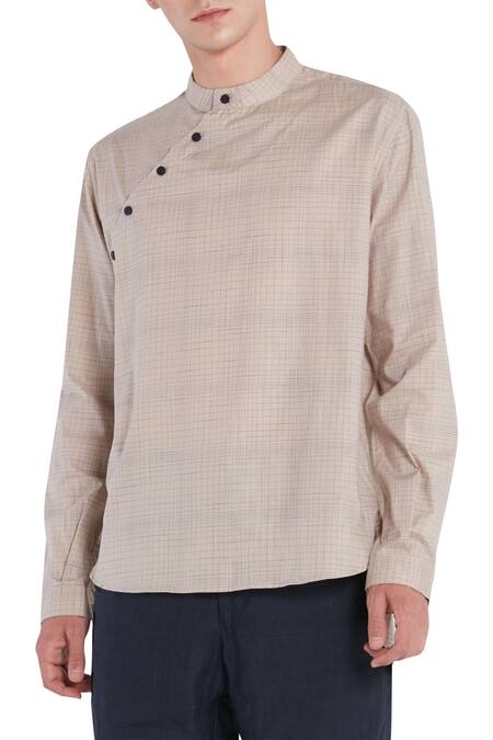 Son Of A Noble Snob Beige Linen Diagonal Button Front Short Kurta Online at Aza Fashions Son Of A Noble Snob_Beige Linen Diagonal Button Front Short Kurta_Online_at_Aza_Fashions