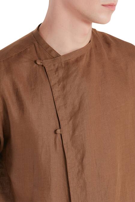 Shop Son Of A Noble Snob Brown Linen Overlap Style Diagonal Buttons Kurta Online at Aza Fashions Shop_Son Of A Noble Snob_Brown Linen Overlap Style Diagonal Buttons Kurta_Online_at_Aza_Fashions