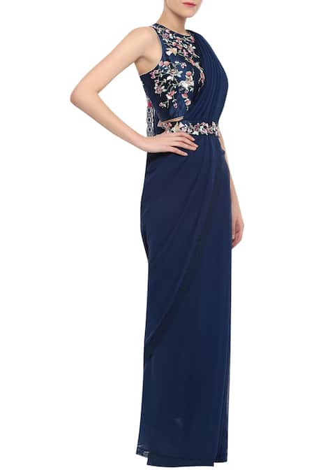 Summer By Priyanka Gupta_Blue Embroidered Saree With Blouse_Online_at_Aza_Fashions