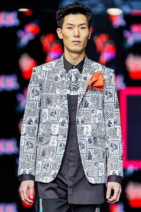 Shop MR. Ajay Kumar Black Cotton Satin, Lycra Printed Zigzag And Anchor Blazer Jacket at Aza Fashions Shop_MR. Ajay Kumar_Black Cotton Satin, Lycra Printed Zigzag And Anchor Blazer Jacket _at_Aza_Fashions