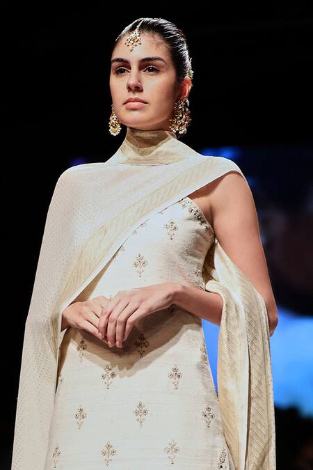 Shop Anita Dongre Floral Motif Embellished Kurta Sharara Set at Aza Fashions Shop_Anita Dongre_Floral Motif Embellished Kurta Sharara Set_at_Aza_Fashions