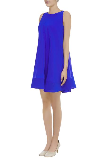 Buy Gauri & Nainika Blue Viscose Georgette Sleeveless Trapeze Dress Online at Aza Fashions Buy_Gauri & Nainika_Blue Viscose Georgette Sleeveless Trapeze Dress _Online_at_Aza_Fashions