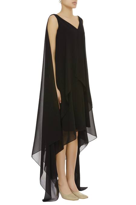 Gauri & Nainika Black Viscose Georgette Draped Dress Online at Aza Fashions Gauri & Nainika_Black Viscose Georgette Draped Dress _Online_at_Aza_Fashions