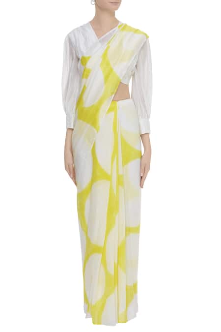 Shop Vedika M White Silk Circle Printed Saree Online at Aza Fashions Shop_Vedika M_White Silk Circle Printed Saree _Online_at_Aza_Fashions