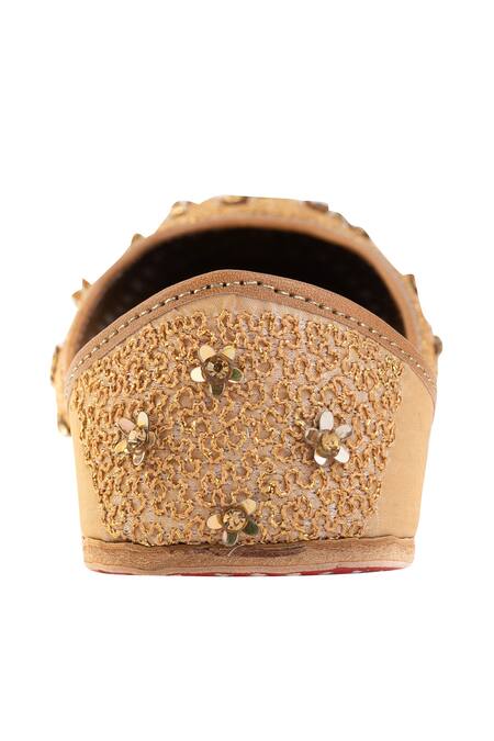 Shilpsutra_Beige Hand-embroidered-juttis _Online_at_Aza_Fashions