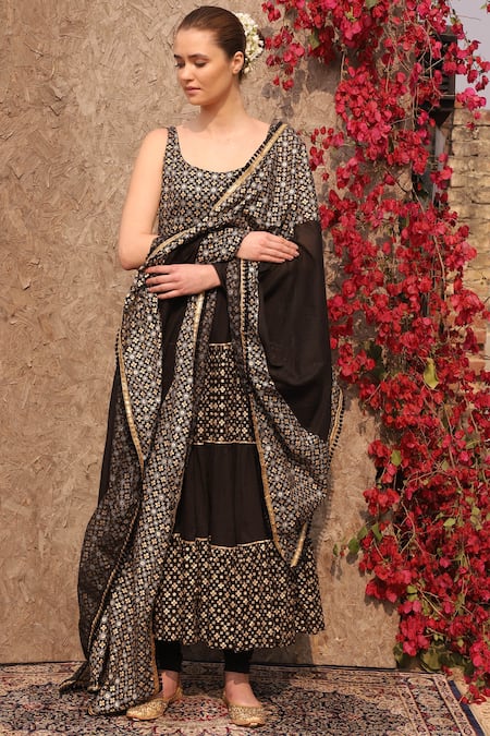 Buy_Seema Nanda_Black Fine Cotton Mul Floral Print Anarkali Set _Online_at_Aza_Fashions