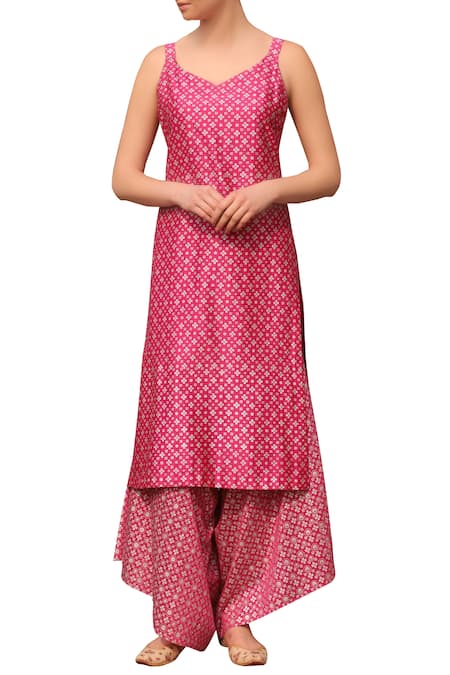 Seema Nanda_Pink Printed Sequin Leaf Neck Floral Embellished Kurta Set  _Online_at_Aza_Fashions
