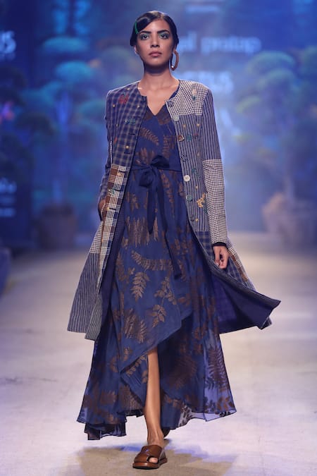 Payal Pratap Hand embroidered jacket 