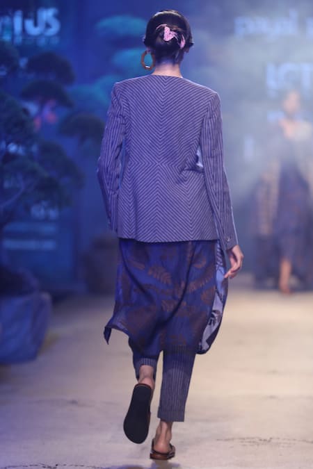 Shop Payal Pratap Blue Chanderi Embroidered Fern Round Tunic at Aza Fashions Shop_Payal Pratap_Blue Chanderi Embroidered Fern Round Tunic _at_Aza_Fashions