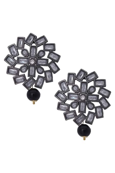 Shillpa Purii Geometric floral studs 