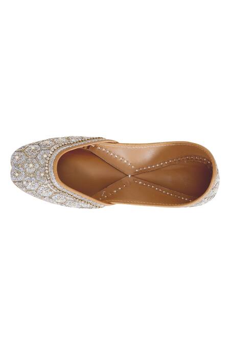 Buy_Jutti Choo_Silver Sequin-embroidered-juttis_Online_at_Aza_Fashions