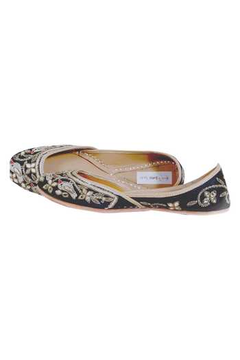 Jutti Choo Black Cutdana-embroidered-juttis Online at Aza Fashions Jutti Choo_Black Cutdana-embroidered-juttis_Online_at_Aza_Fashions