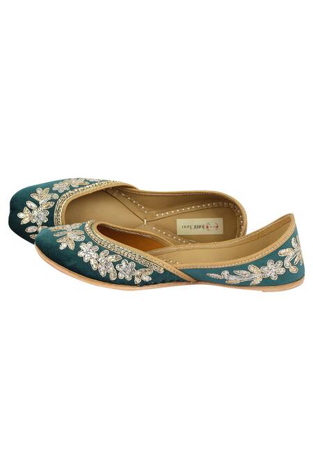 Jutti Choo Green Floral-embroidered-juttis Online at Aza Fashions Jutti Choo_Green Floral-embroidered-juttis_Online_at_Aza_Fashions