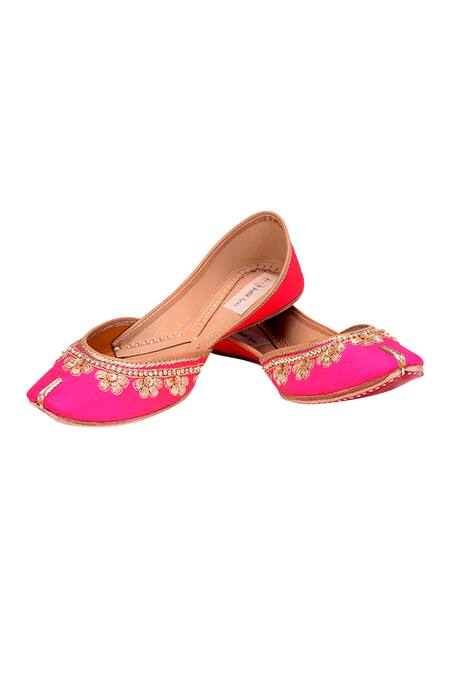 Jutti Choo_Pink Floral-embroidered-juttis_Online_at_Aza_Fashions