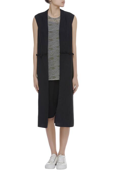 Shop_Kapda By Urvashi Kaur_Black Fringe Detail Sleeveless Jacket_Online_at_Aza_Fashions