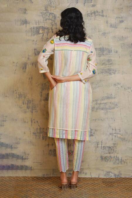 Dhaari Striped Kurta 