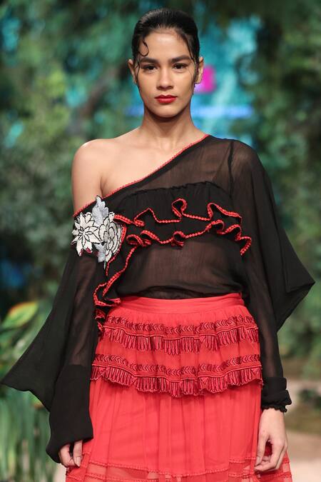 Rina Dhaka Tiered Layered Skirt Online at Aza Fashions Rina Dhaka_Tiered Layered Skirt_Online_at_Aza_Fashions