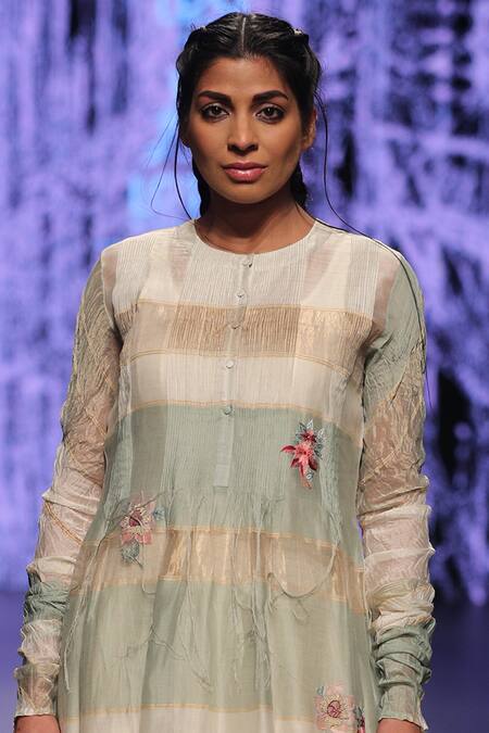 Prama By Pratima Pandey Beige Maheshwari Silk Parsi Embroidery Round Kurta With Inner Online at Aza Fashions Prama By Pratima Pandey_Beige Maheshwari Silk Parsi Embroidery Round Kurta With Inner_Online_at_Aza_Fashions