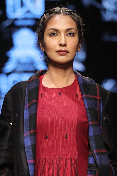 Prama By Pratima Pandey_Maroon Tissue, Pashmina Floral Embroidered Open Kurta With Jacket_Online_at_Aza_Fashions