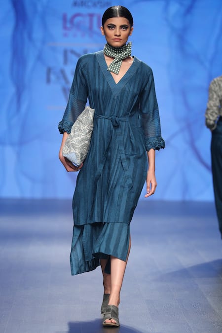 Arcvsh by Pallavi Singh Pleated dress with scarf 