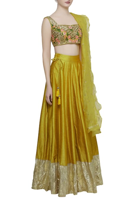 Neha Khullar_Yellow Raw Silk Square Neckline Embroidered Lehenga Set  _Online_at_Aza_Fashions