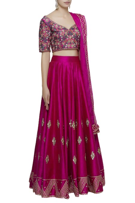 Neha Khullar Pink Raw Silk, Organza Leaf Neck Embroidered Lehenga Set Online at Aza Fashions Neha Khullar_Pink Raw Silk, Organza Leaf Neck Embroidered Lehenga Set _Online_at_Aza_Fashions