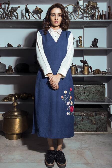 Buy_The Loom Art_Blue Wool Thread Embroidery V Neck Midi Dress _Online_at_Aza_Fashions