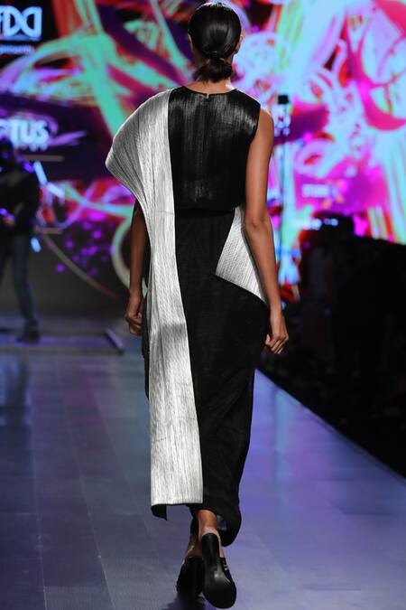 Shop_Rimzim Dadu_Black Pre-pleated Skirt Saree And Crop Top_at_Aza_Fashions