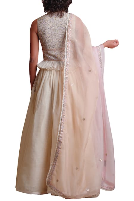Sue Mue Linen Lehenga With Embroidered Blouse & Dupatta 