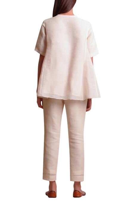 Shop Sue Mue Off White Cotton, Linen Resham Thread Embroidery V Neck Tunic at Aza Fashions Shop_Sue Mue_Off White Cotton, Linen Resham Thread Embroidery V Neck Tunic_at_Aza_Fashions