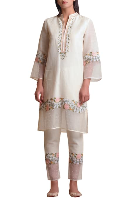 Sue Mue Off White Cotton, Organza, Linen Split Neck Embroidered Kurta Set Online at Aza Fashions Sue Mue_Off White Cotton, Organza, Linen Split Neck Embroidered Kurta Set _Online_at_Aza_Fashions