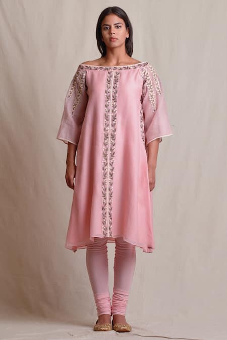 Sue Mue Pink Cotton, Lycra Crepe Embroidered Kurta Set