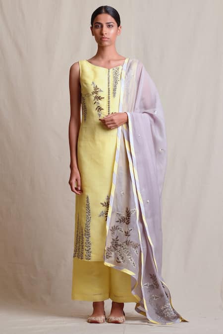 Sue Mue Yellow Cotton, Linen Round Kurta Set