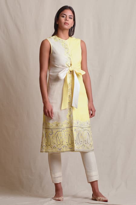 Sue Mue Linen embroidered kurta  