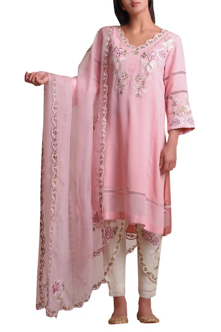 Sue Mue Handloom Embroidered Kurta Set 