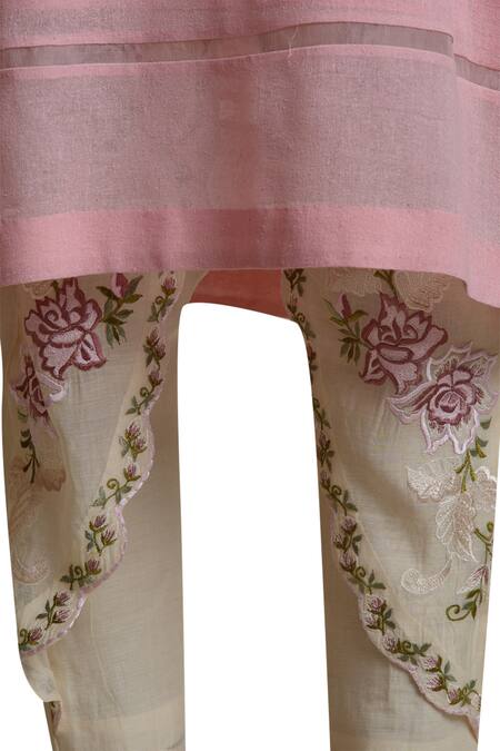 Sue Mue Pink Organza, Handloom Cotton, Jute V Neck Embroidered Kurta Set Online at Aza Fashions Sue Mue_Pink Organza, Handloom Cotton, Jute V Neck Embroidered Kurta Set _Online_at_Aza_Fashions