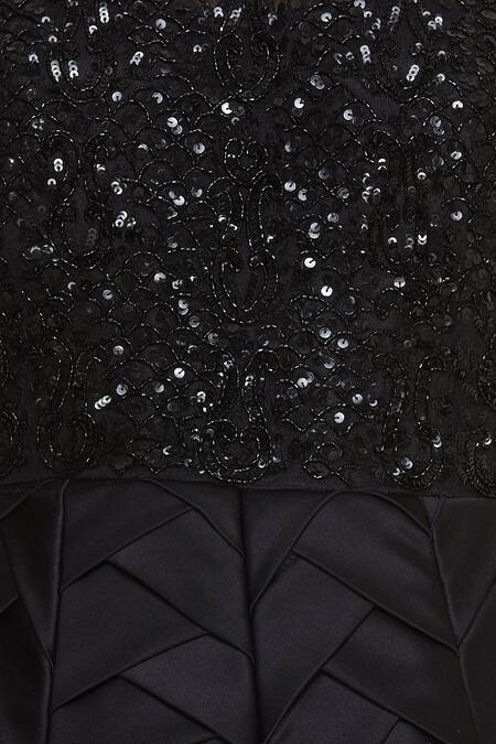 Neha Mehta Couture Black Embellished Gown at Aza Fashions Neha Mehta Couture_Black Embellished Gown _at_Aza_Fashions