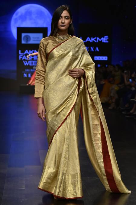 Sailesh Singhania Gold Handwoven Pure Mulberry Silk Saree
