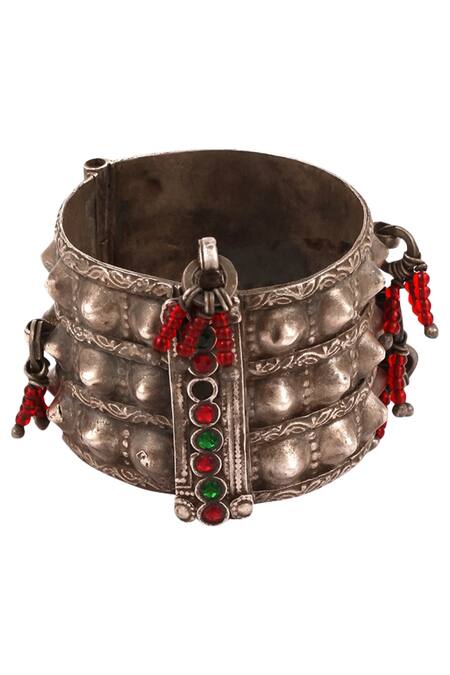 Sangeeta Boochra_Silver Plated Metal Embossed Handcuff_Online_at_Aza_Fashions