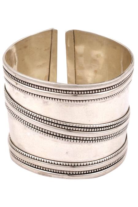 Buy_Sangeeta Boochra_Silver Plated Oxidized Carved Cuff _Online_at_Aza_Fashions