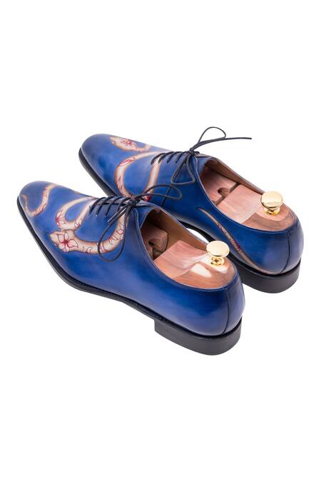 Toramally - Men_Blue European Vegetable Tanned Leather Sole Handpainted Oxford Shoes _Online_at_Aza_Fashions